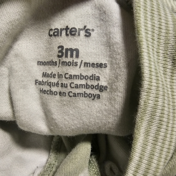 Zip and wear 1 piece - Picture 2 of 2